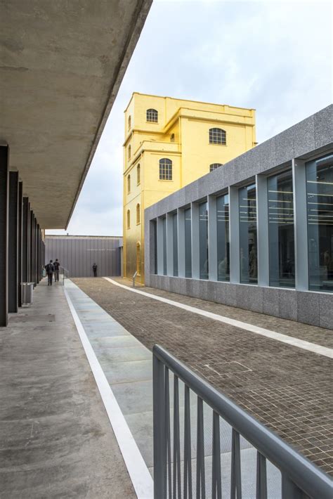 fondazione prada aprile 2016|prada rem koolhaas.